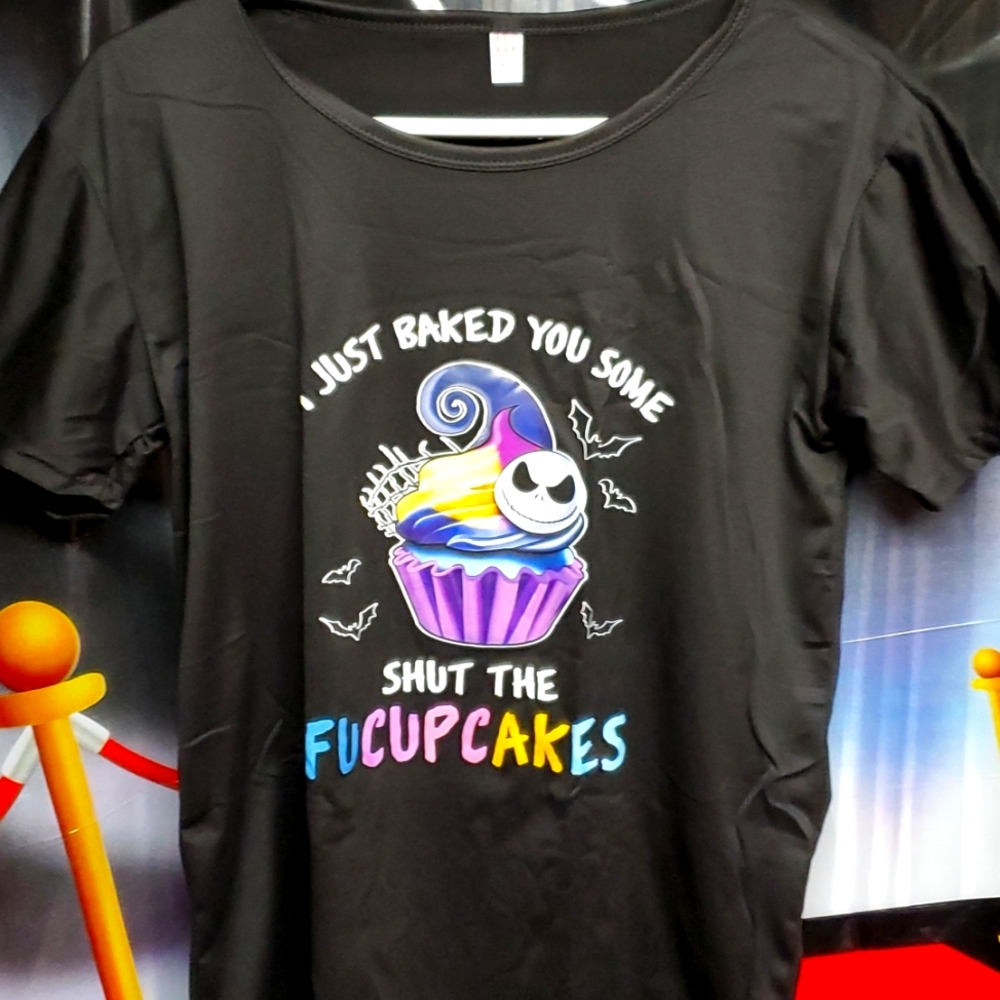 💋❤Cute💋❤ blk T-shirt💋❤ sz M💋❤
